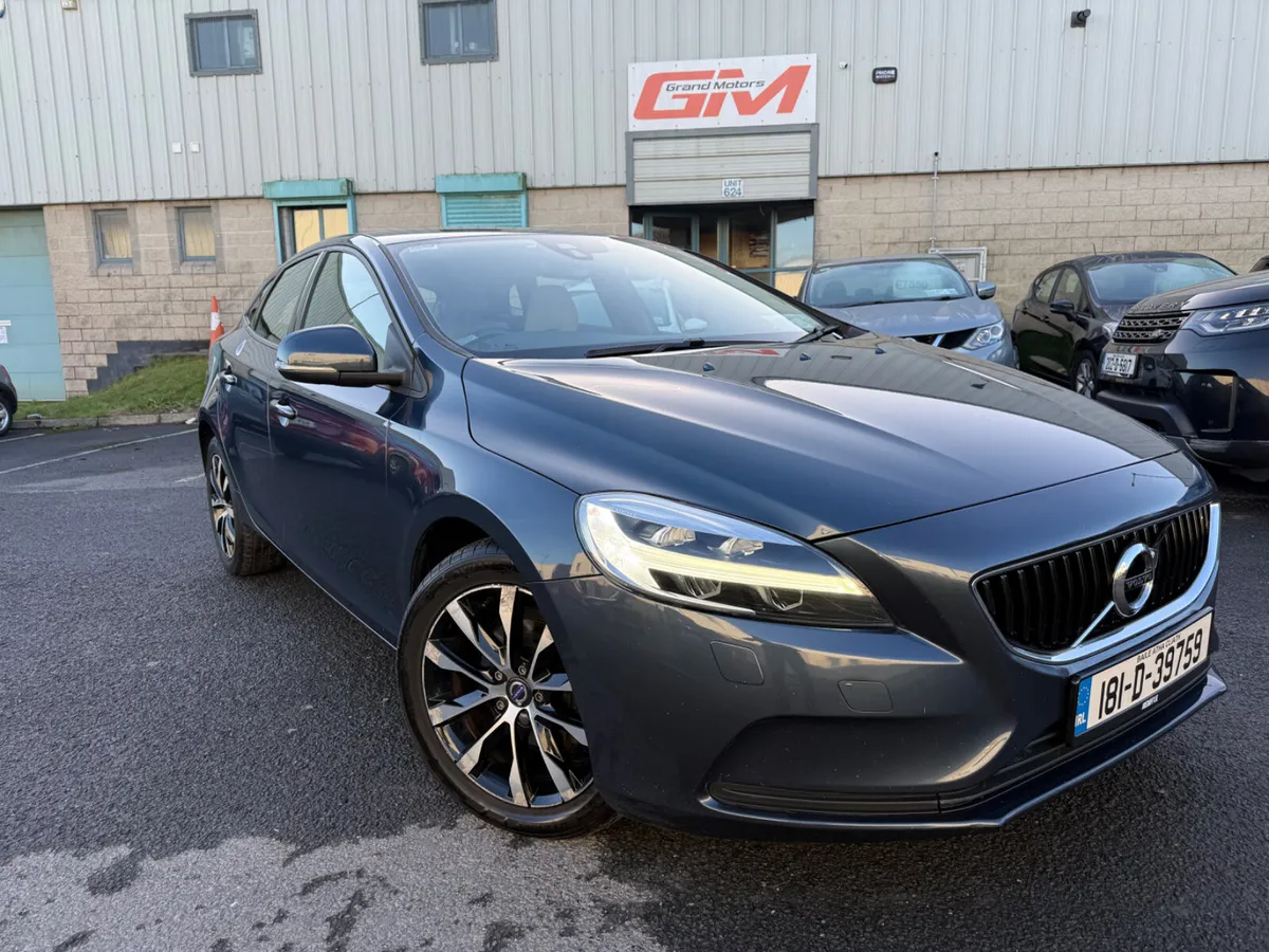 Volvo V40 2018 2.0 Diesel - Image 1