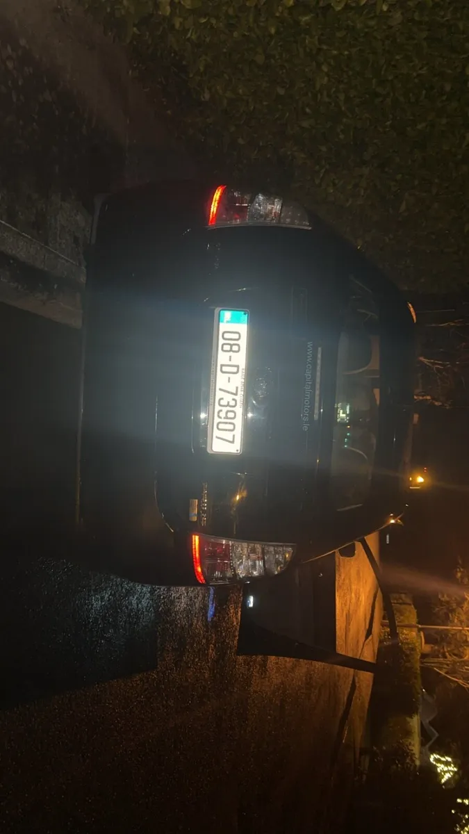 Toyota Prius - Image 4