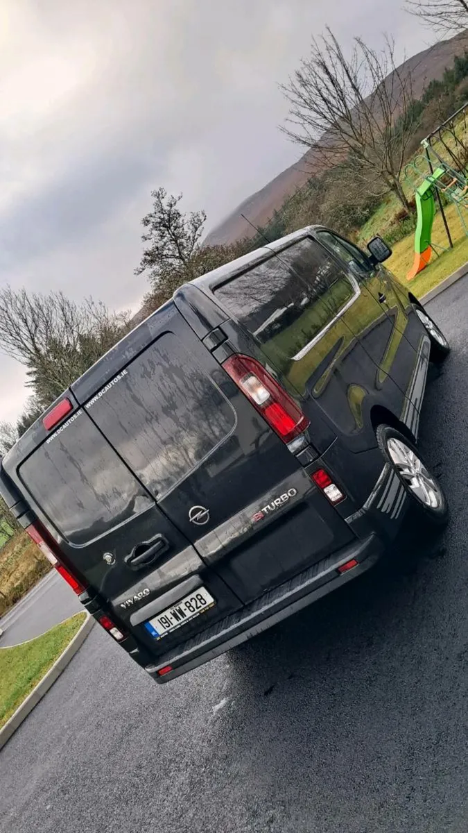 Vivaro sport le - Image 3