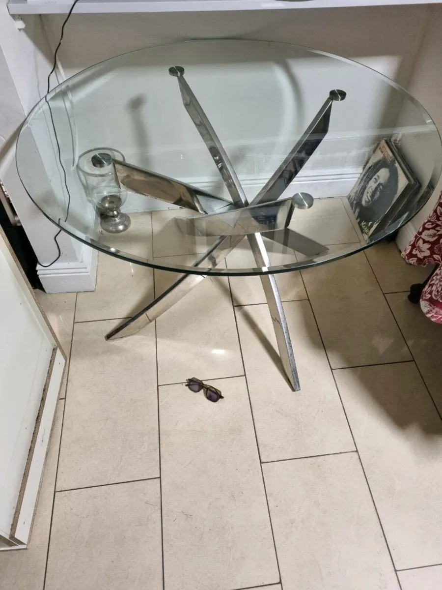 Kitchen table - Image 2