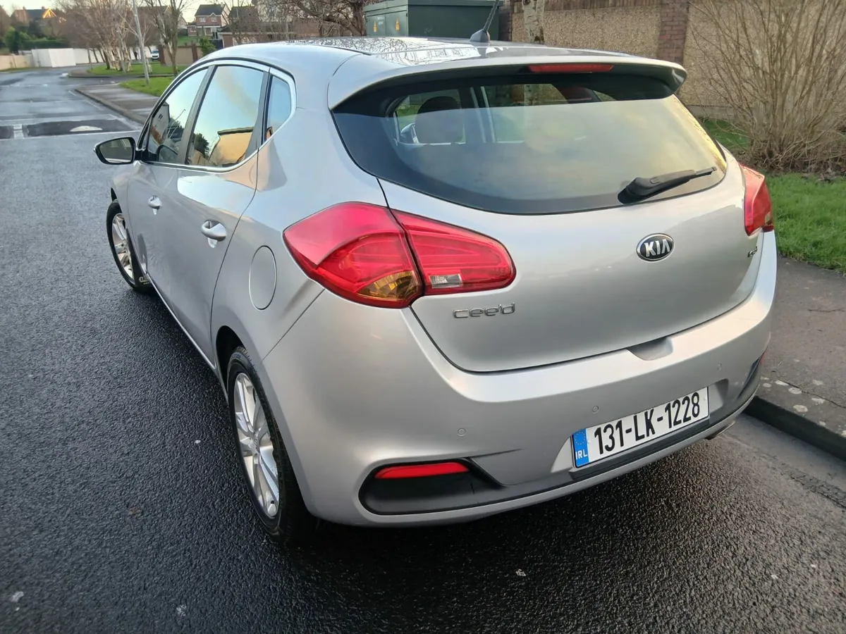 131 Kia Ceed Low Klm New Nct - Image 2