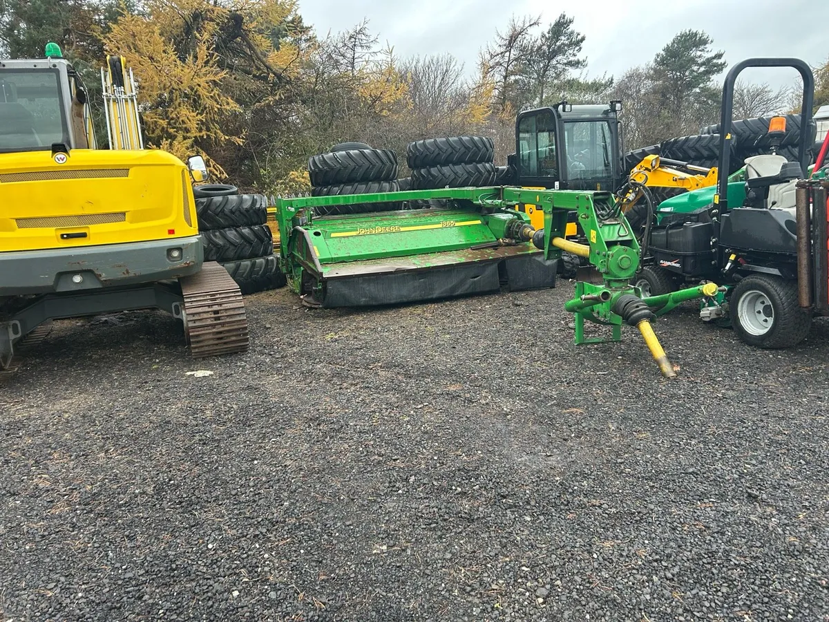 John Deere 1365
