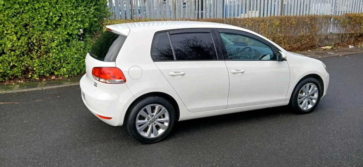 2012 volkswagen golf automatic - Image 2