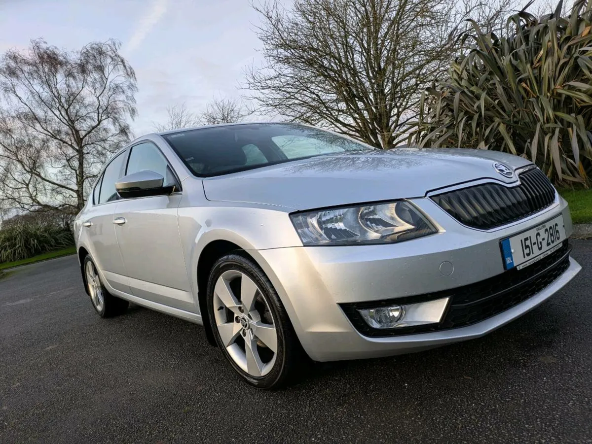 Skoda Octavia Elegance 1.6tdi 105hp 4dr - Image 4