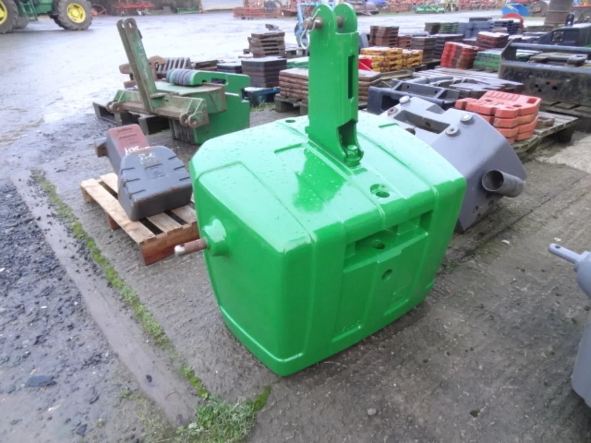 John Deere BPW 1150KG Weight Block - Image 1