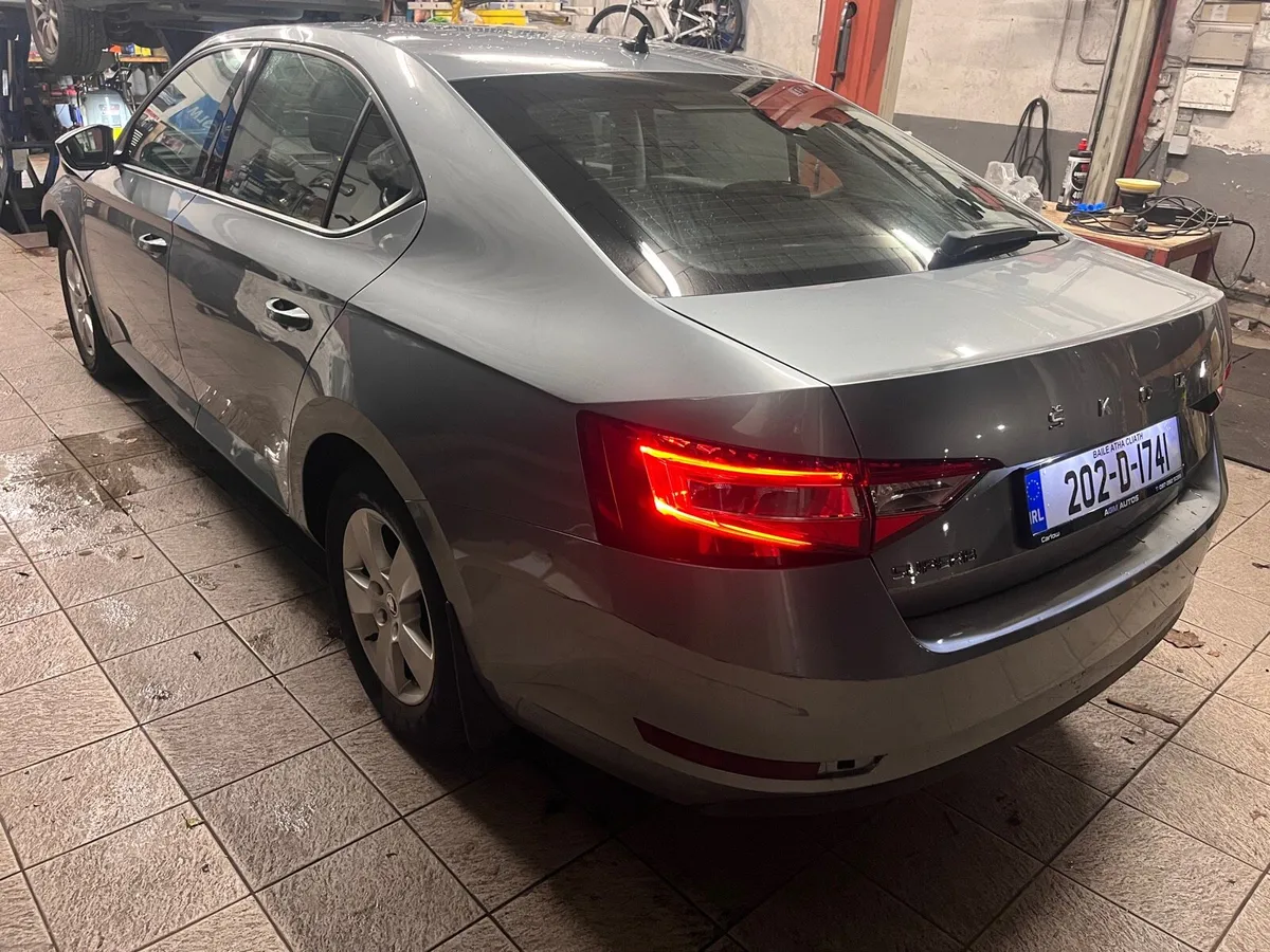 2020 Skoda Superb DSG 1.6 TDI 120 HP Act - Image 2