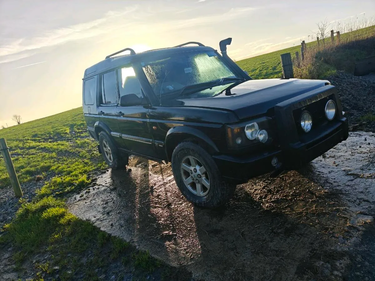 Land-rover Discovery Sport for parts - Image 1