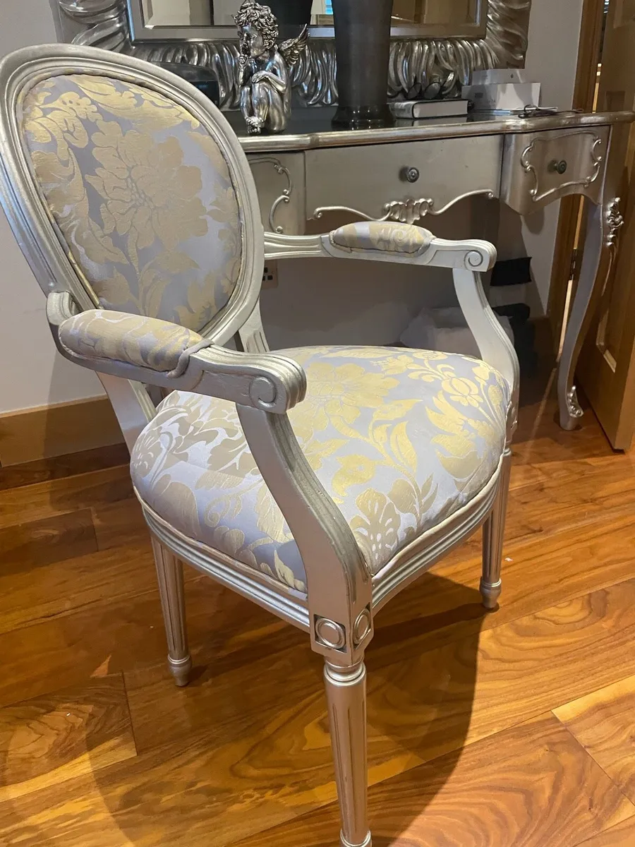 House clearance sale - Image 4