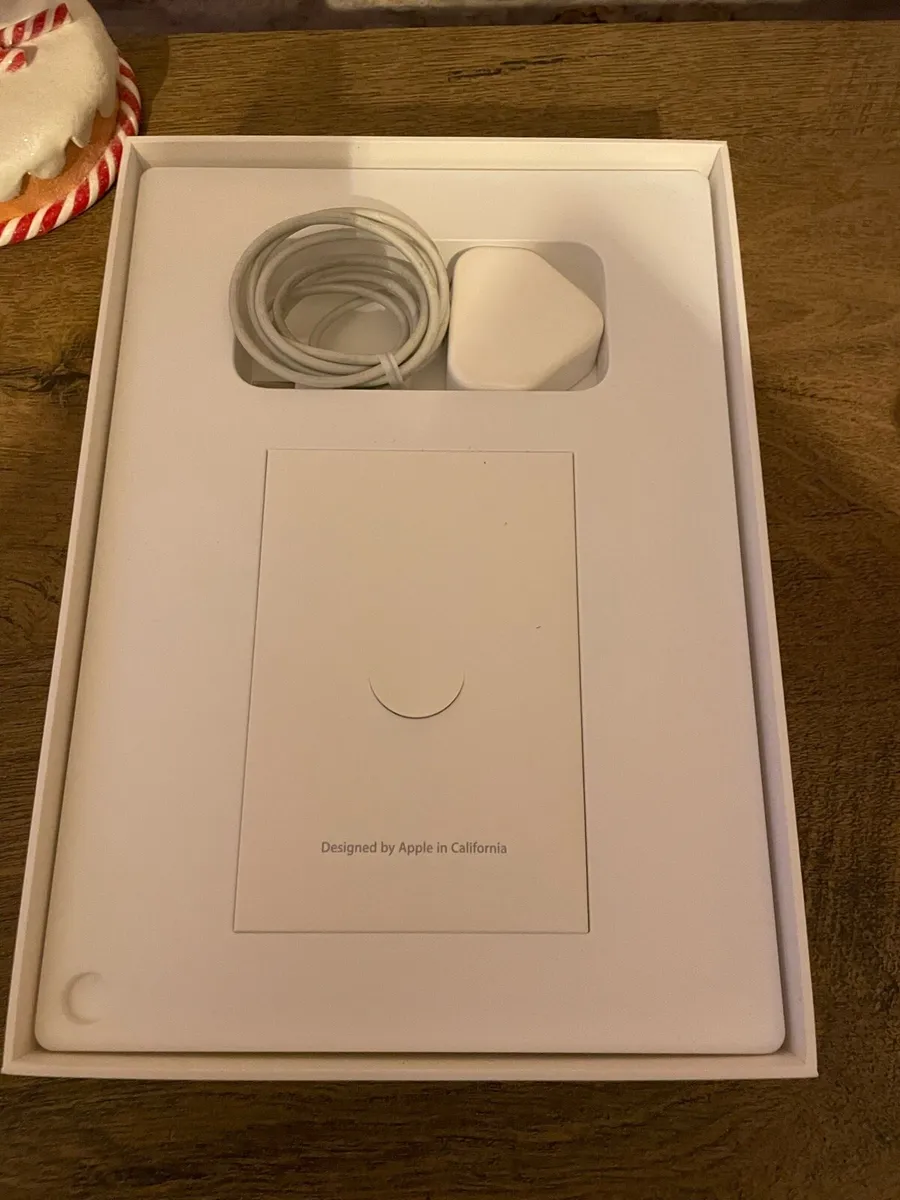 Apple iPad Pro 1st Gen Rose Gold 32Gb - Image 3