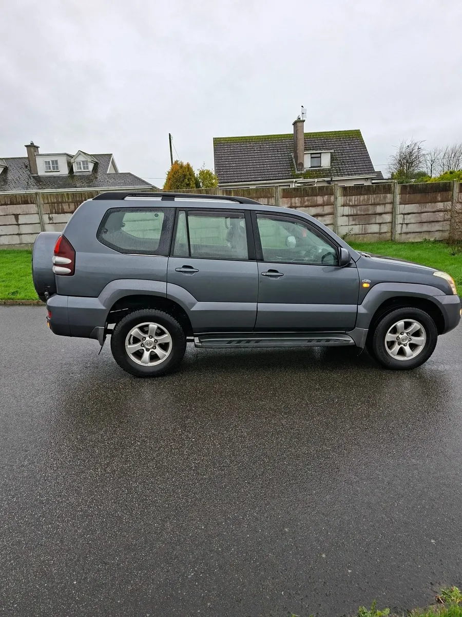 Toyota Land cruiser automatic nct 6/26 tax 6/26 - Image 4