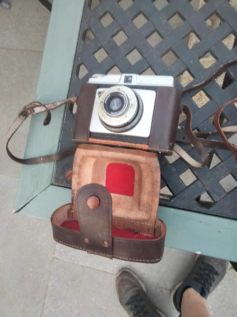 Collectible Cameras - Image 4
