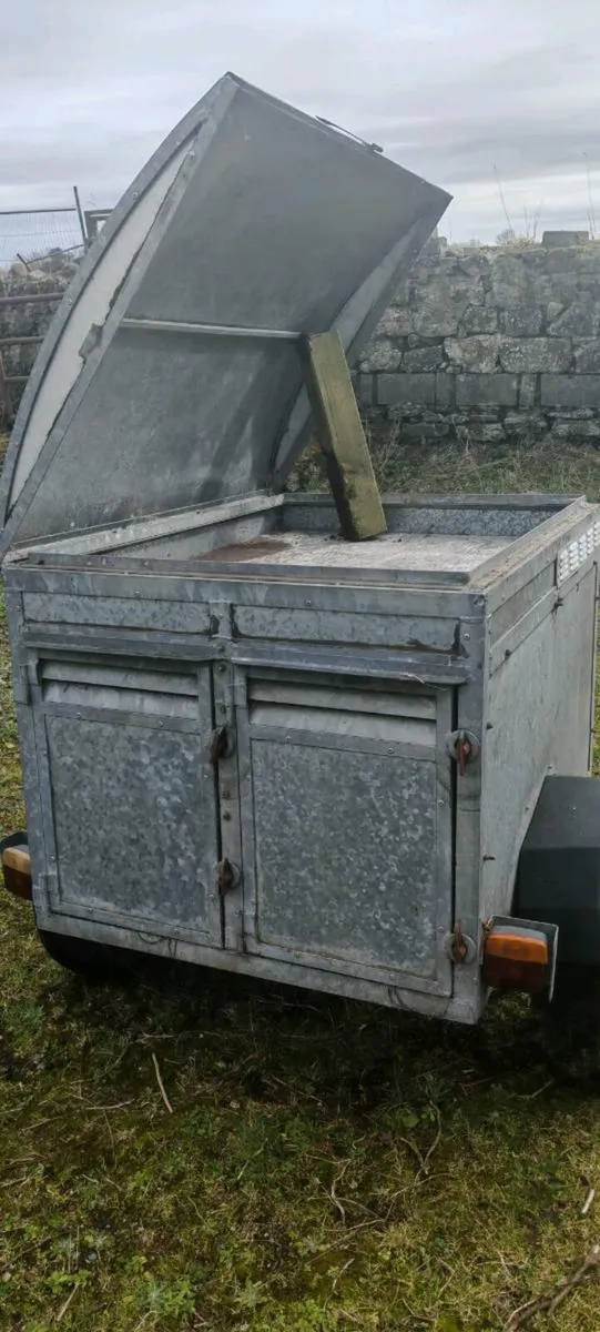 2 door dog trailer - Image 4