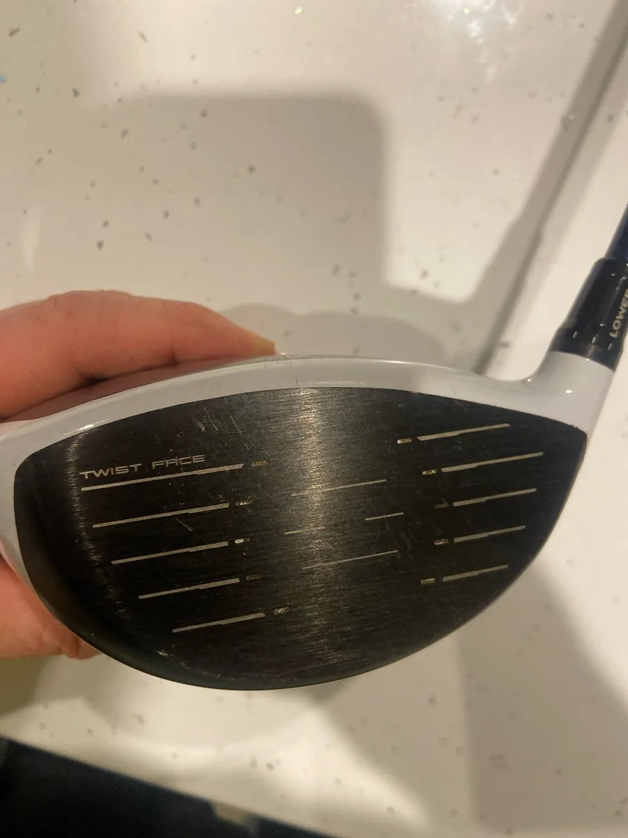 Taylormade Sim 2 Max Driver - Image 2