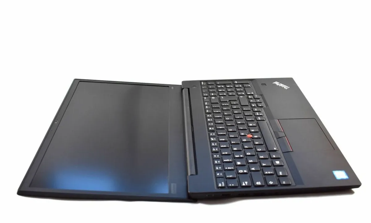 Lenovo ThinkPad E590 - Intel Core i5 - 8th. Gen. 1 - Image 3