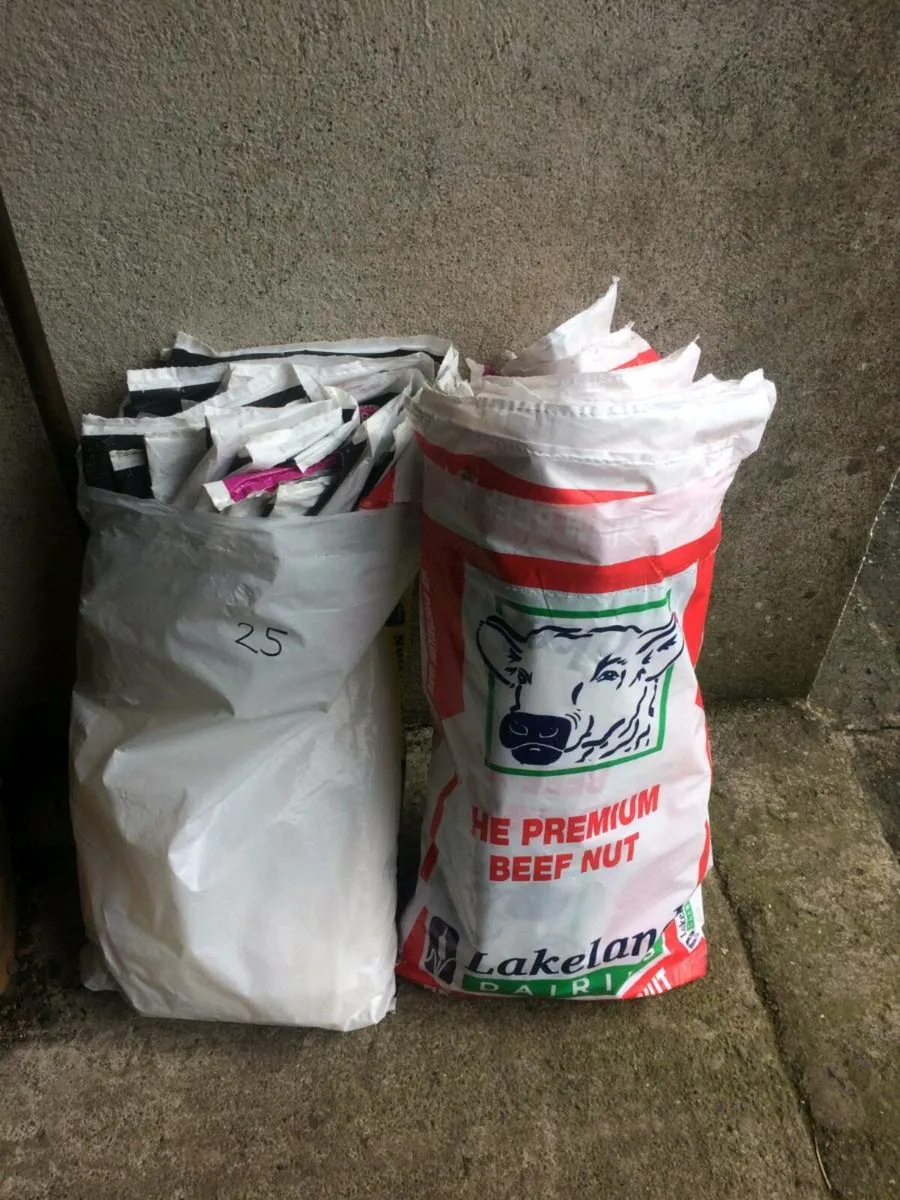 100 plastic Bags For Sale