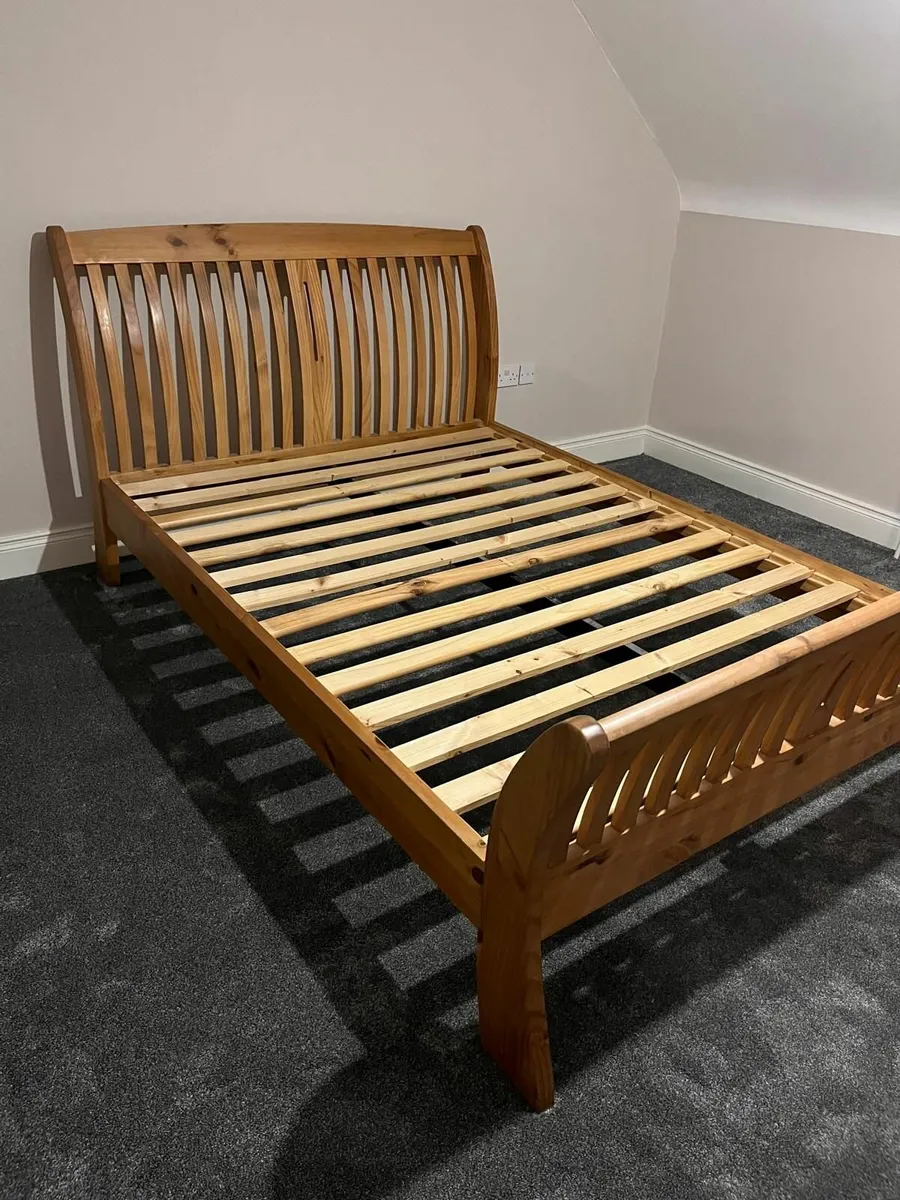 Bedrooms Furniture - Image 4