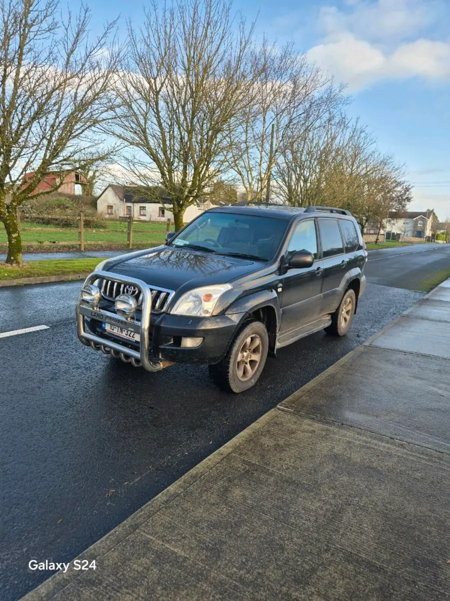 TOYOTA LANDCRUISER  LWB  2010 - Image 2