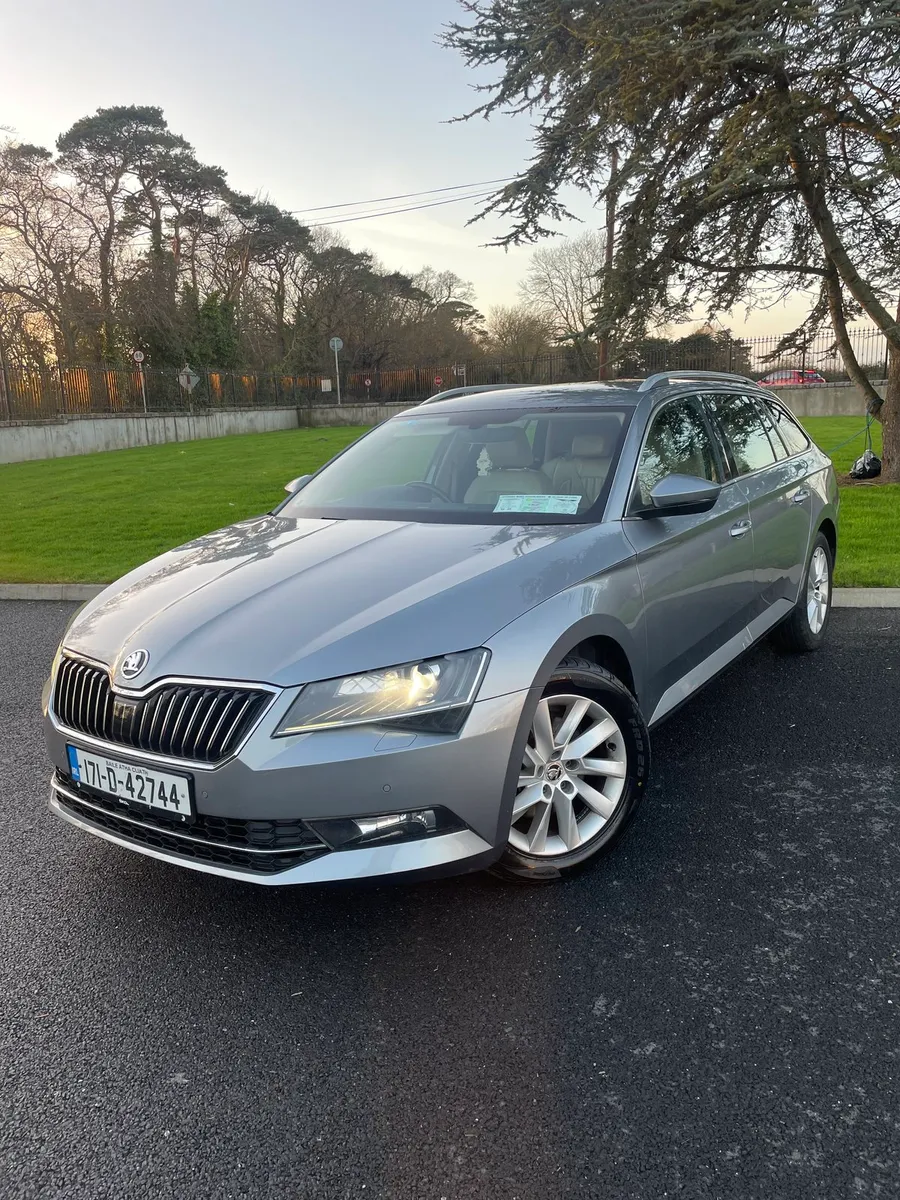 Skoda Superb 2017 - Image 1