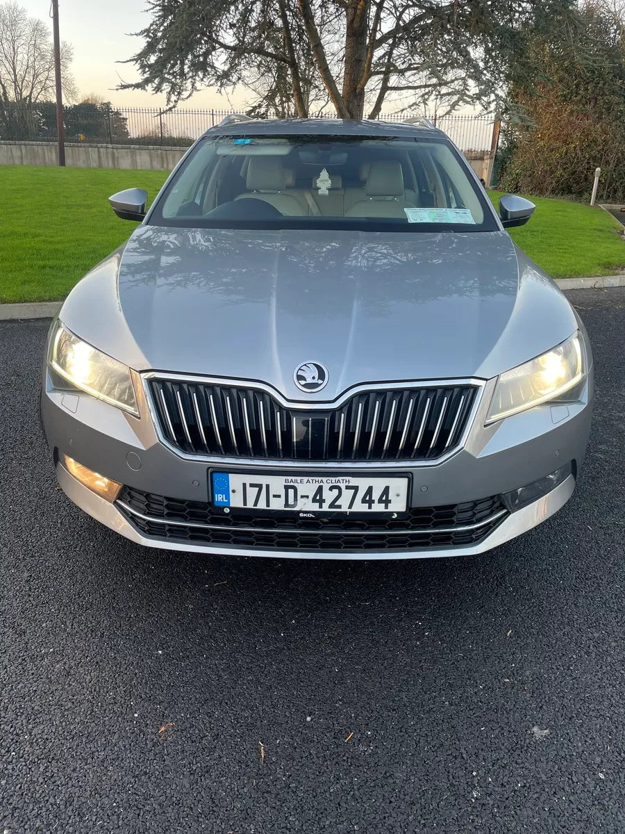Skoda Superb 2017 - Image 3