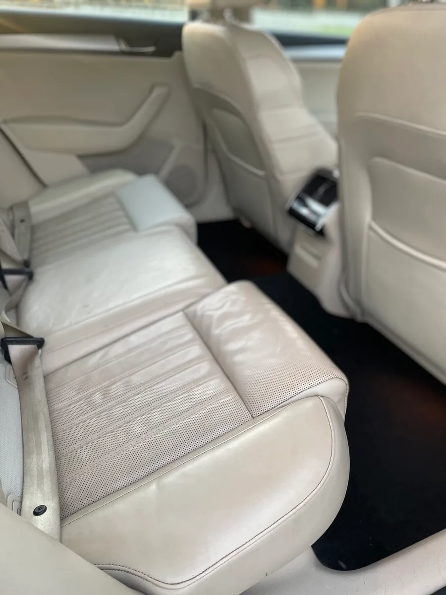 Skoda Superb 2017 - Image 4