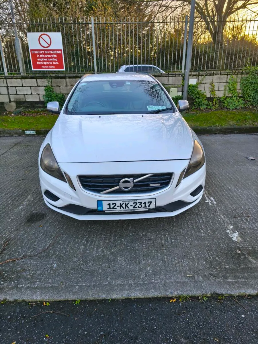 Volvo V60 - Image 2