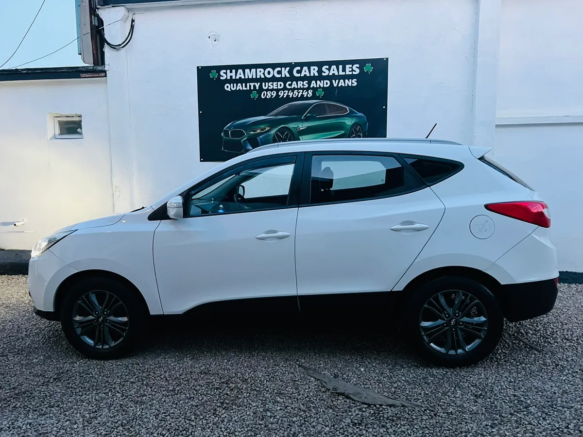 2014 Hyundai ix35 1.7 Crdi Executive - Image 2