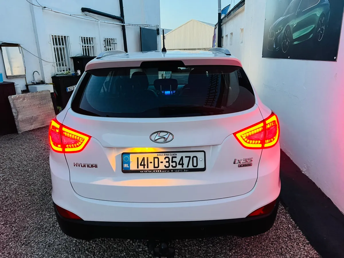 2014 Hyundai ix35 1.7 Crdi Executive - Image 3