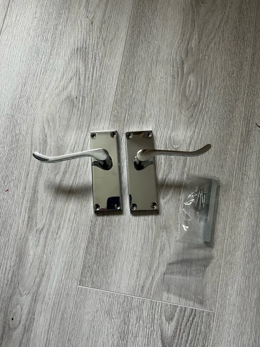 Door handles - Image 1