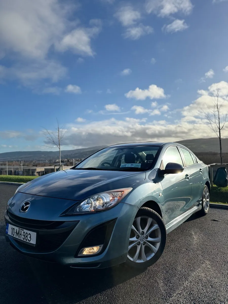 Mazda 3 - Image 1