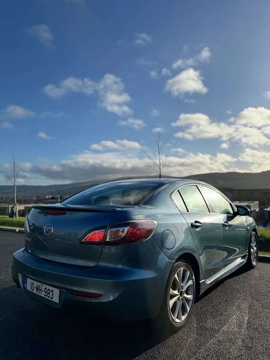 Mazda 3 - Image 4