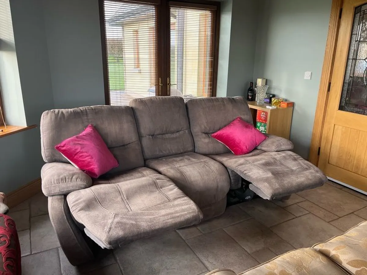 Sofa, Grey 3 seater manual reclining Sofa - Image 3