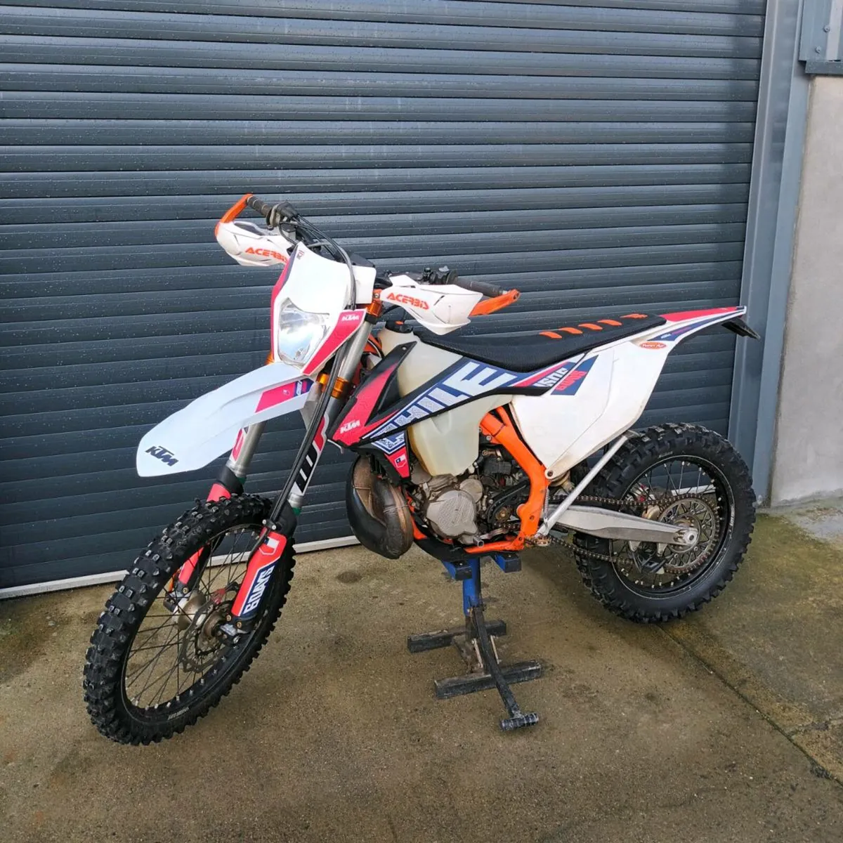 Ktm 300tpi - Image 1