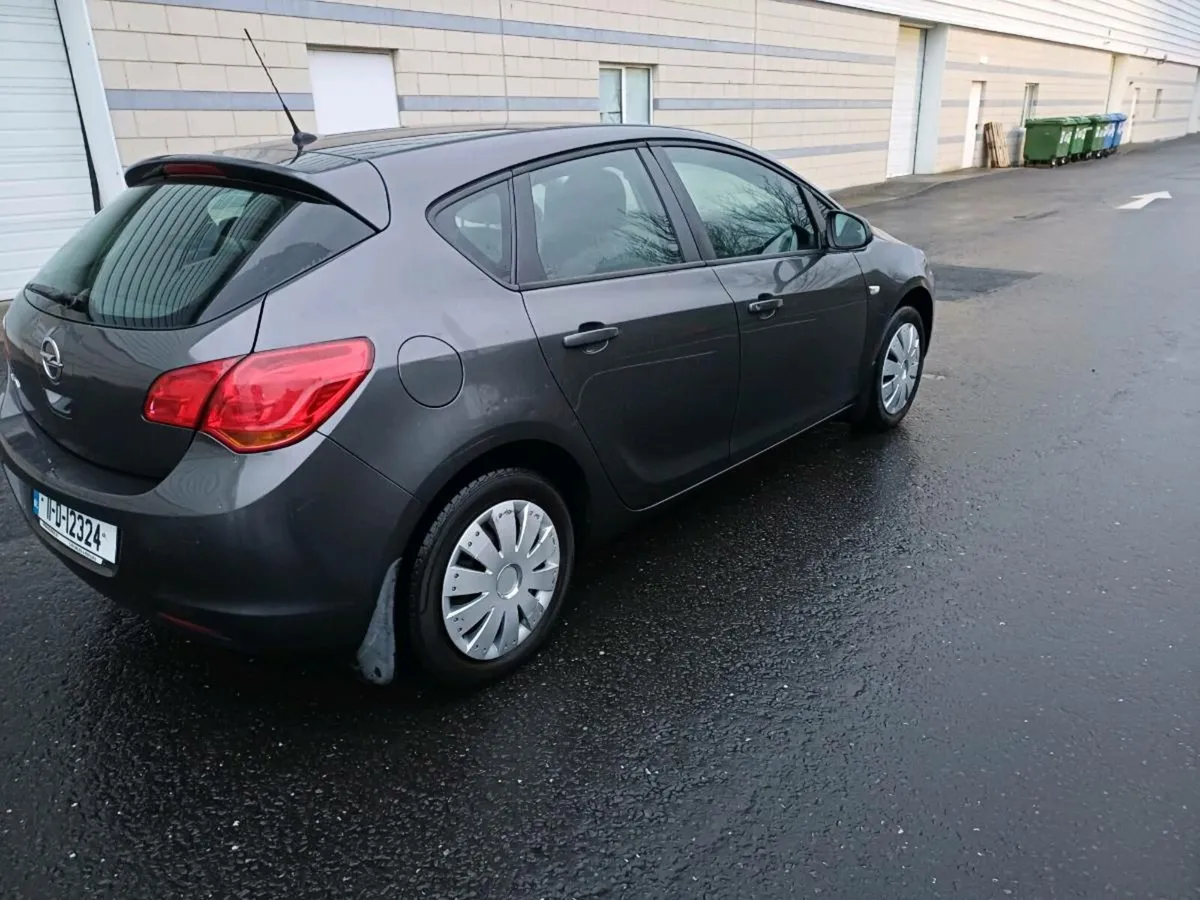Opel Astra 2011, 1.4petrol Nct/Tax - Image 2