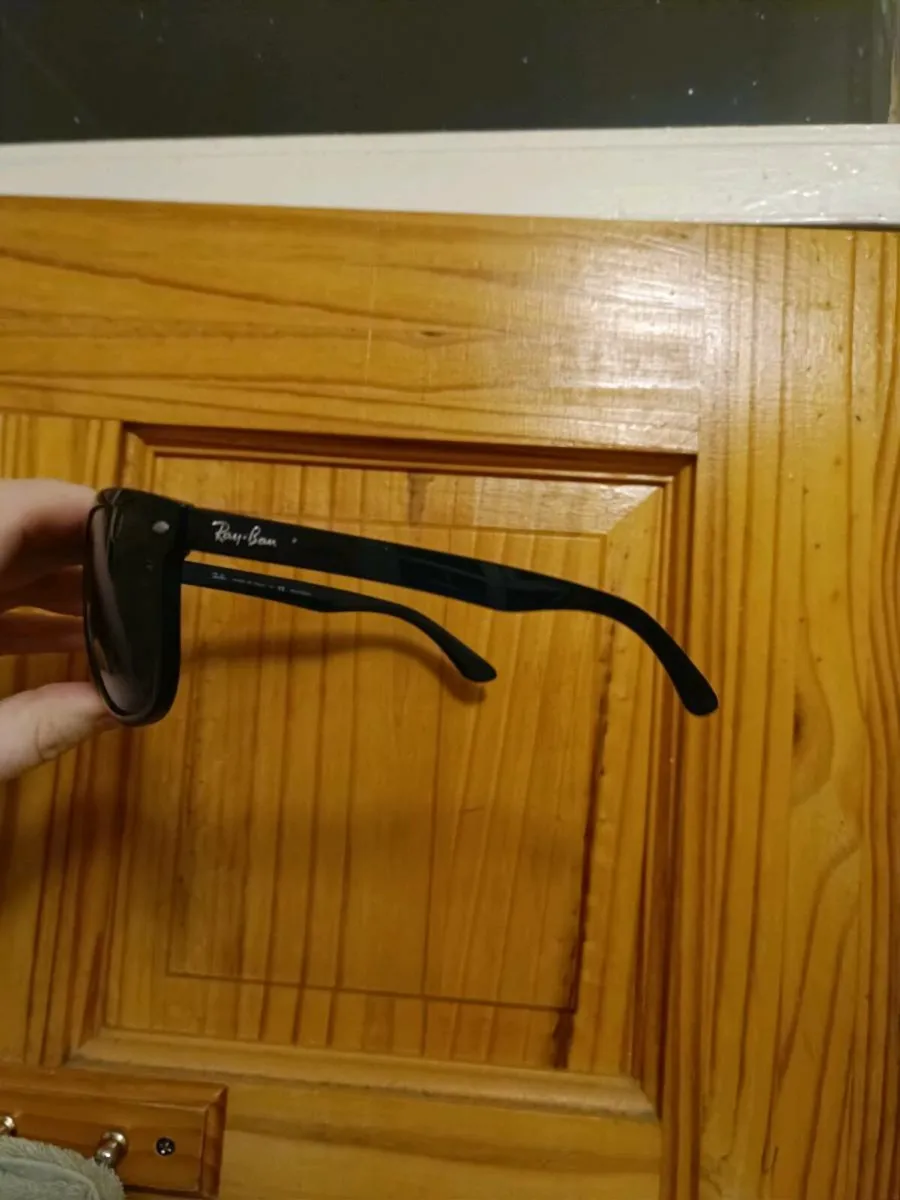Ray ban sunglasses - Image 2