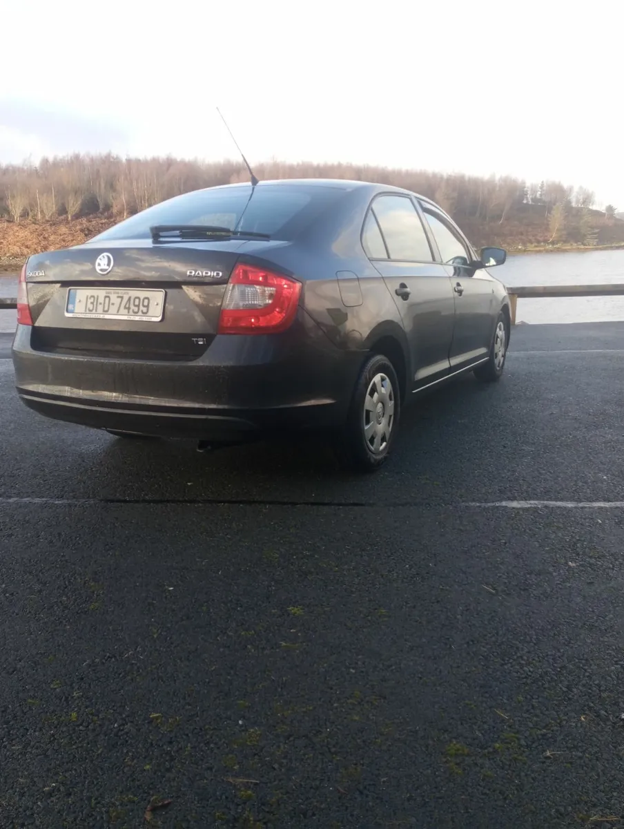 Skoda Rapid 2013 - Image 3