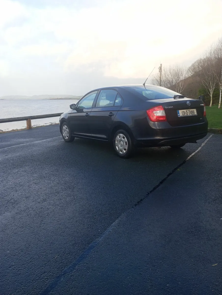 Skoda Rapid 2013 - Image 4