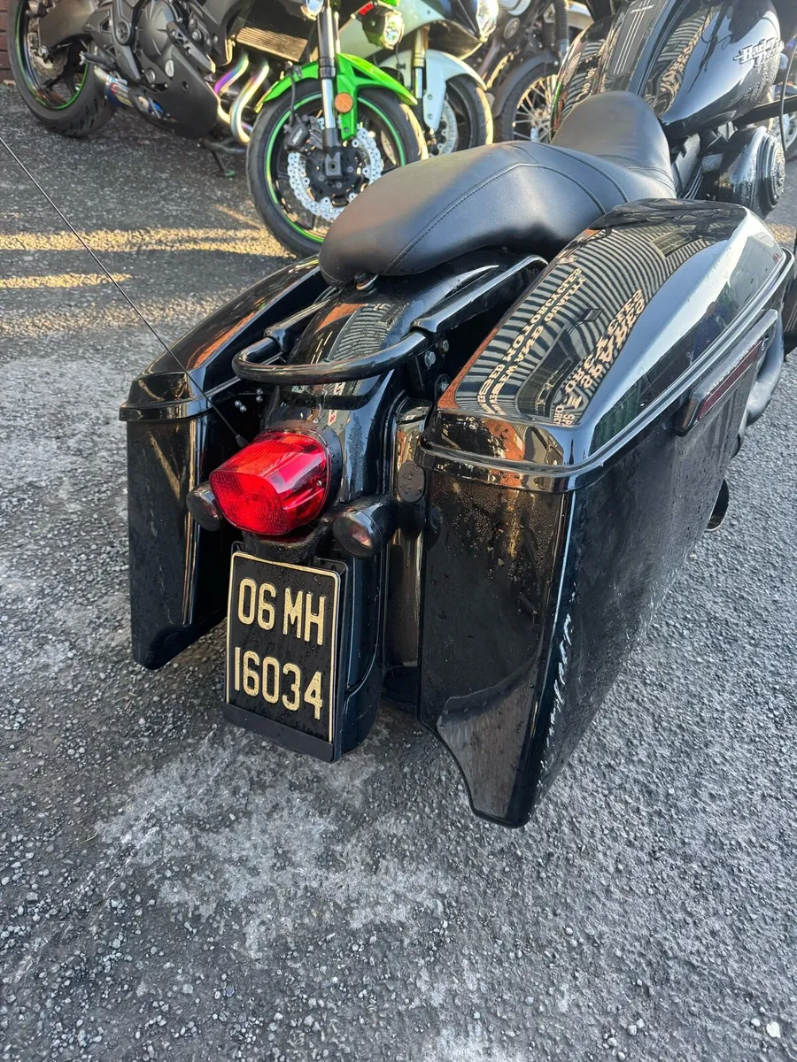 Harley Street Glide Damaged!! - Image 1