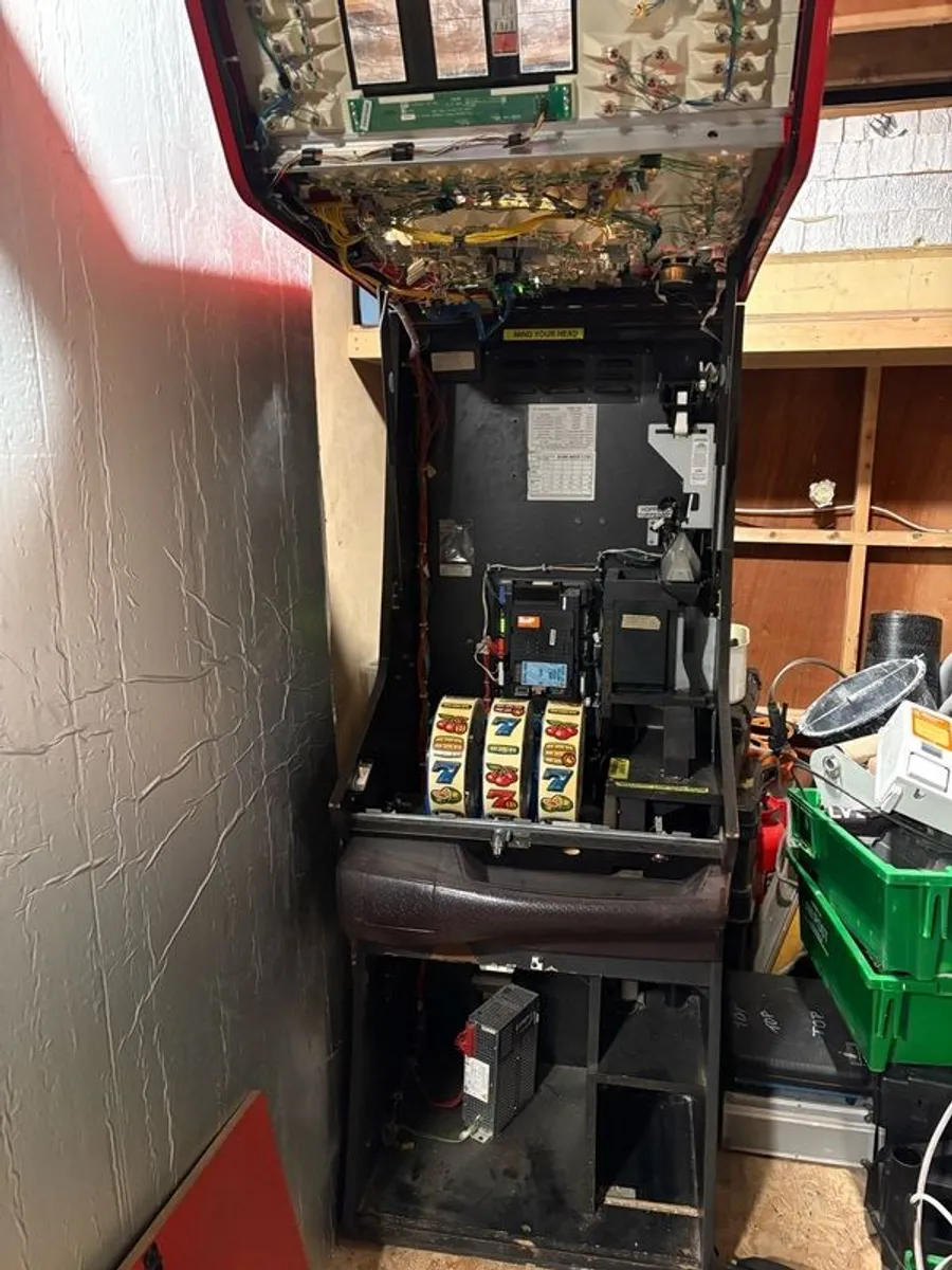 Arcade machine - Image 2