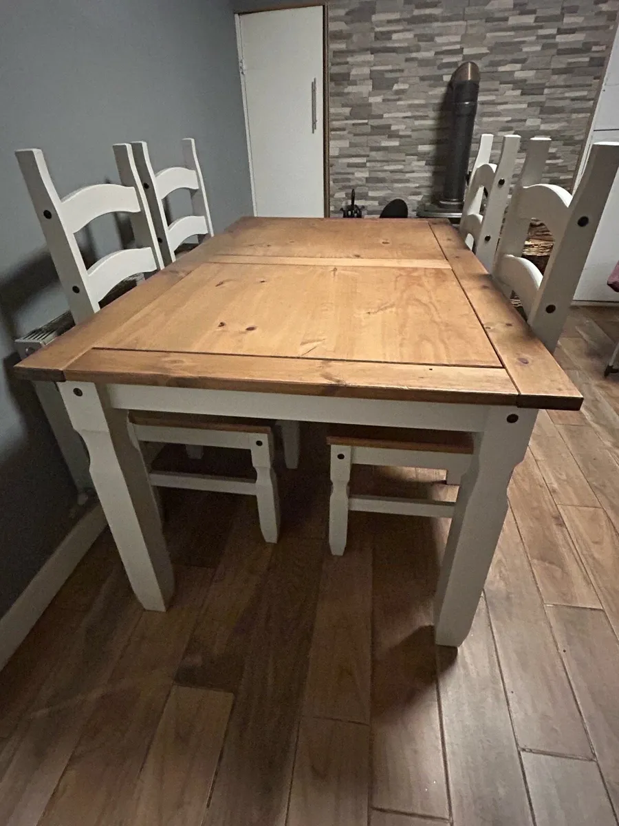 Dining table and six chairs - Image 4