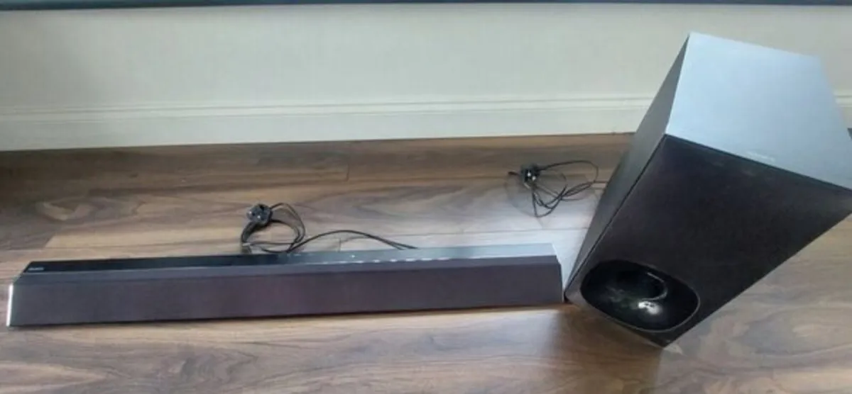Sony Soundbar & speaker - Image 1