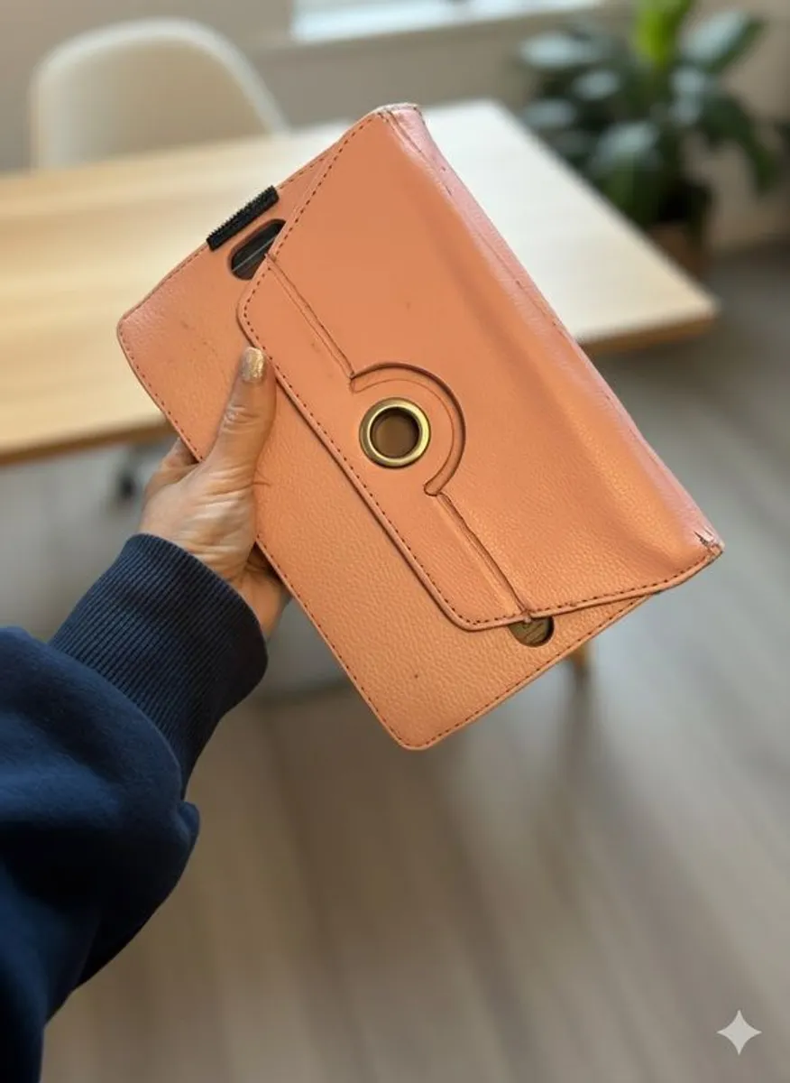 Lenovo Smart tab M8 Bundle - Image 4