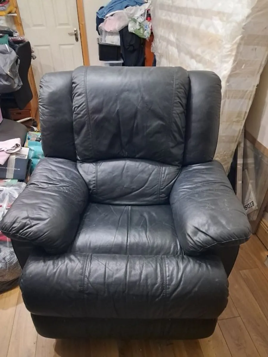 Tub armchairs and 2 seater couch  Swivelling reclining armchair, Mattress - Image 3