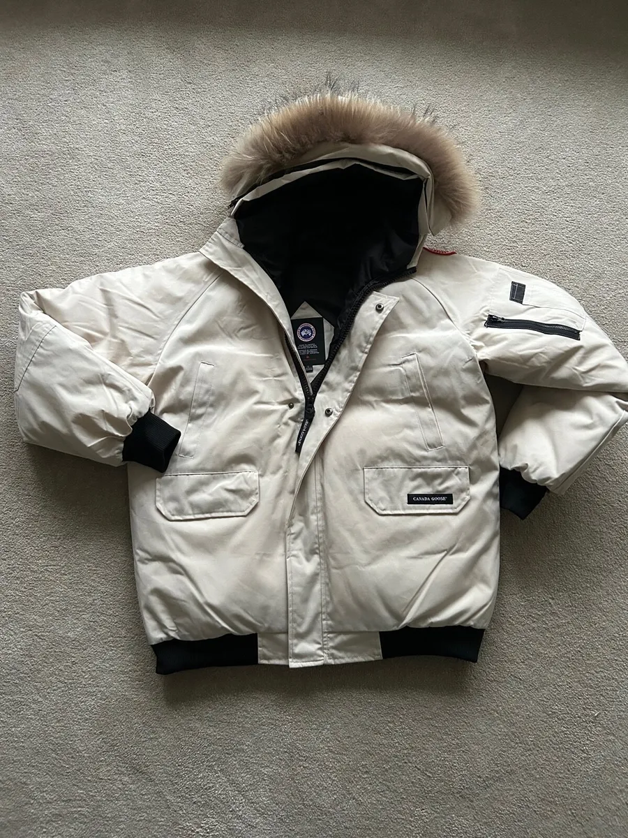 Canada Goose jacket - Image 3