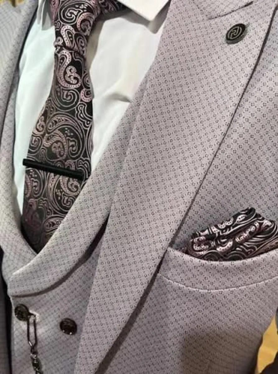 Luxury Designer Suits Men Sizes 44R & XL XXL - Image 3