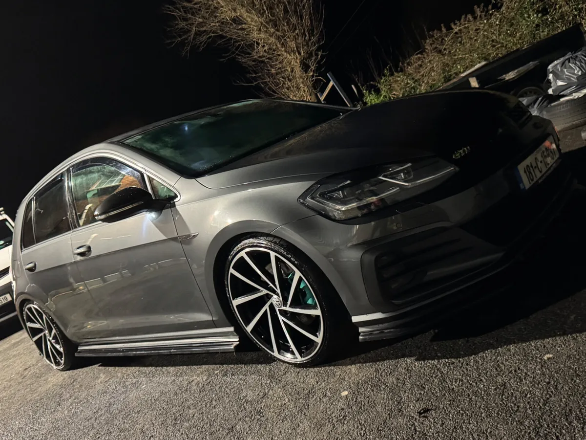 Volkswagen Golf 2018 GTD 7.5 AUTO - Image 1