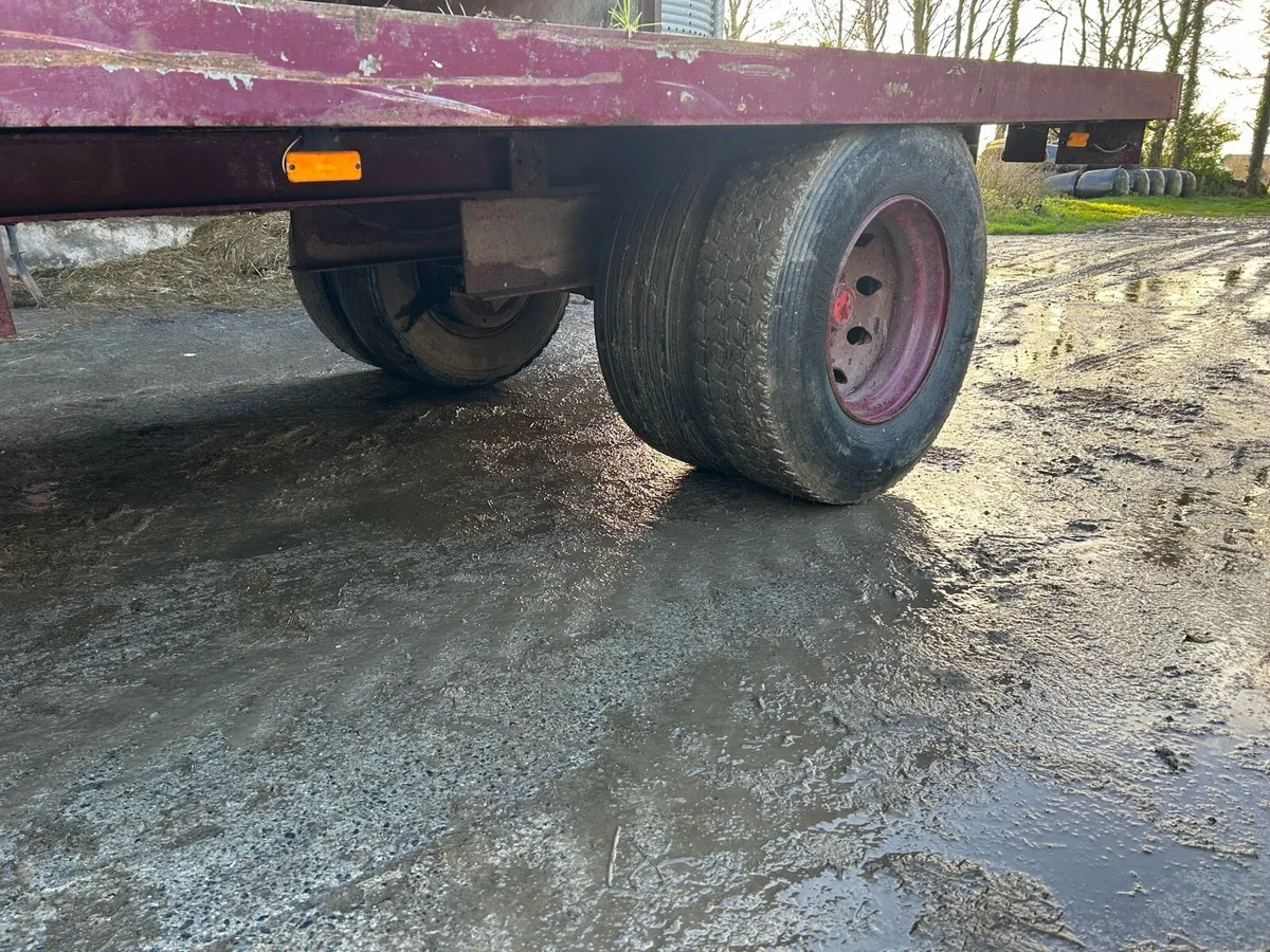 Bale trailer - Image 3