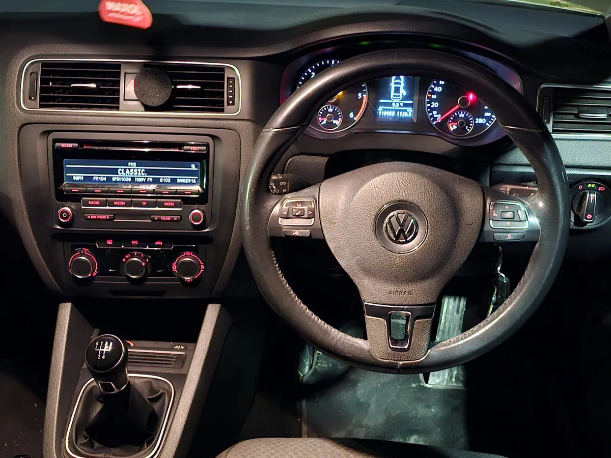 Volkswagen Jetta 2014 diesel ⛽️  €6990 - Image 4