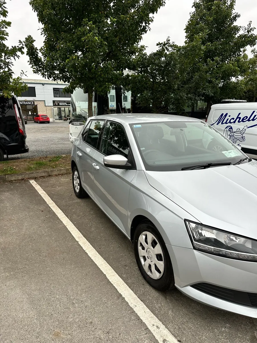 SKODA FABIA 1.0L 2019 - Image 2
