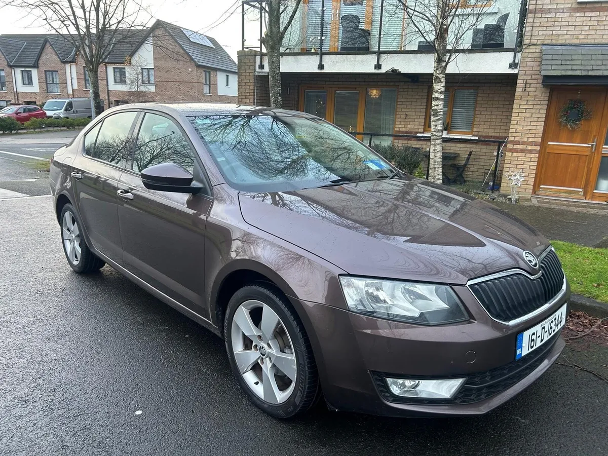 16 Skoda Octavia  1.6 Tdi ( Ambition ) - Image 4