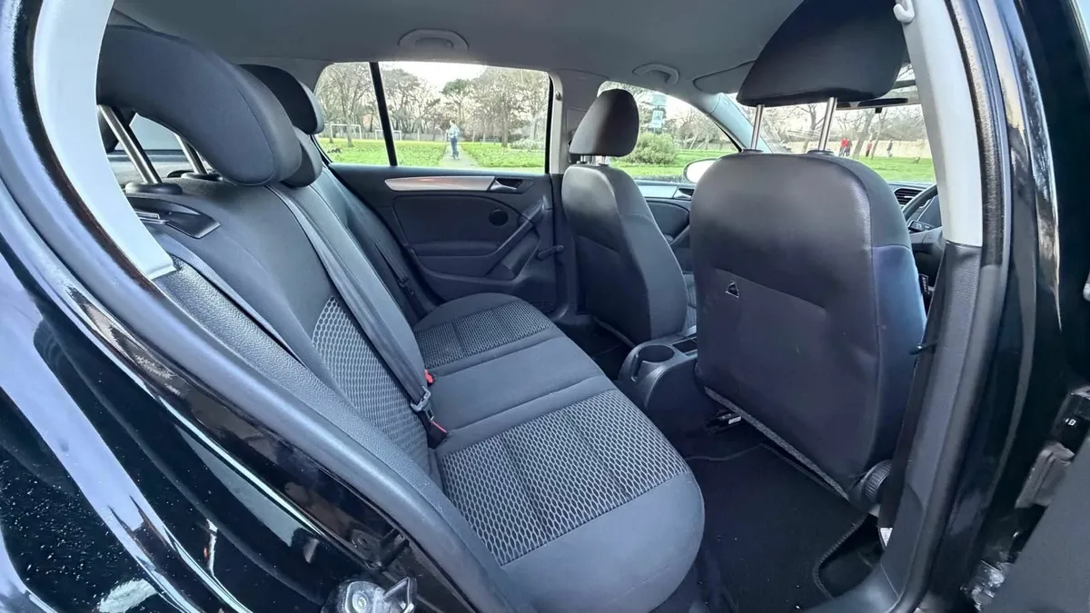 Volkswagen Golf 2010 | 132,000 km | NCT Jan 2027 - Image 2